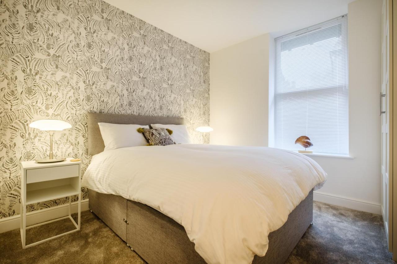 Flat 2, The Old Antiques Warehouse - Free Off-Site Health Club Access With Pool, Sauna, Steam Room & Gym Боунес он Уиндърмиър Екстериор снимка